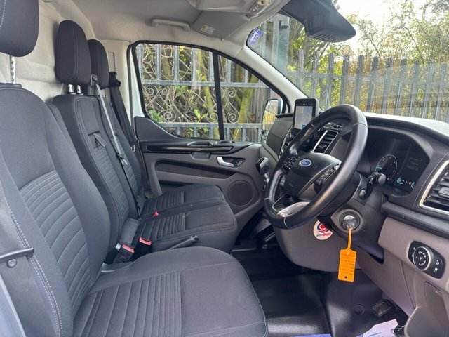Ford Transit Custom Manual YR71HLN White #6