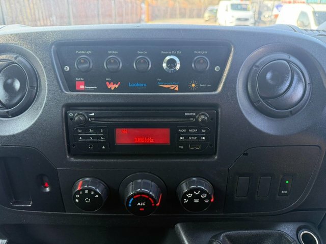 Vauxhall Movano Manual LK18FZP White #5