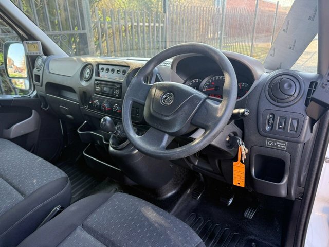 Vauxhall Movano Manual LK18FZP White #3