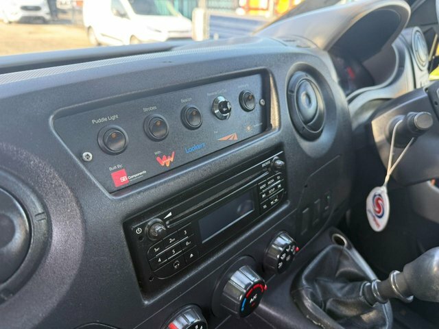 Vauxhall Movano Manual LK18FZP White #6
