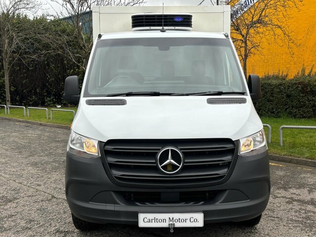 Mercedes-Benz Sprinter Manual PE70RZT White #3
