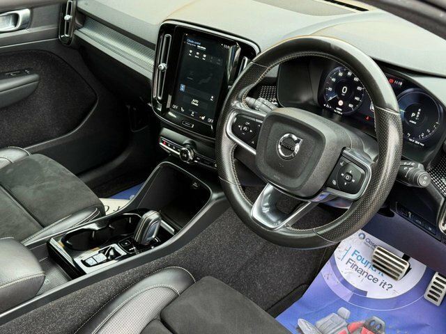 Volvo XC40 Automatic GN70PFJ Black #6