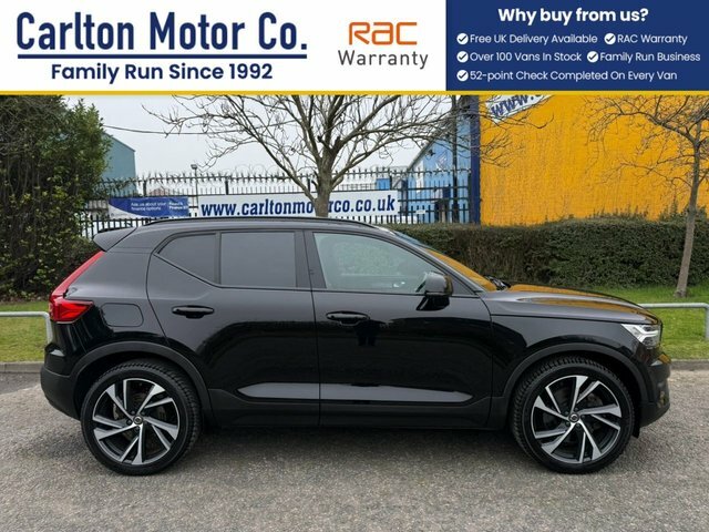 Volvo XC40 Automatic GN70PFJ Black #2