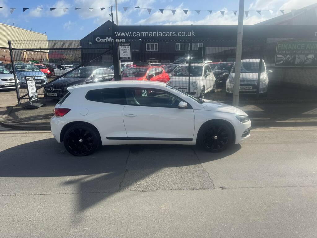 Volkswagen Scirocco 2.0 Tdi 177 Gt VK14YKJ White #4