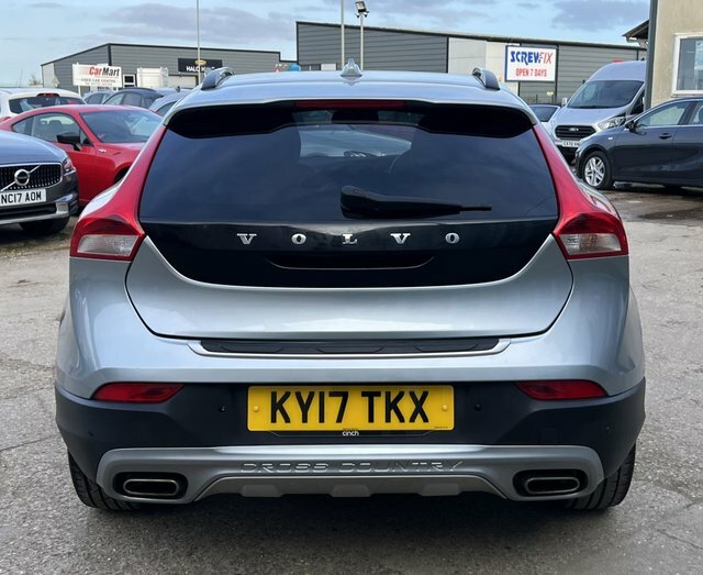 Volvo V40 Cross Country 2.0 D2 Pro Hatchback Euro 6 S S Silver #6