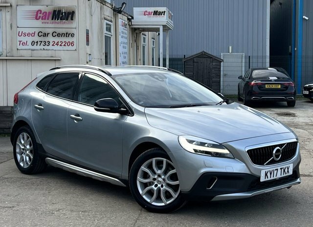 Volvo V40 Cross Country 2.0 D2 Pro Hatchback Euro 6 S S Silver