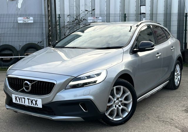 Volvo V40 Cross Country 2.0 D2 Pro Hatchback Euro 6 S S Silver #2
