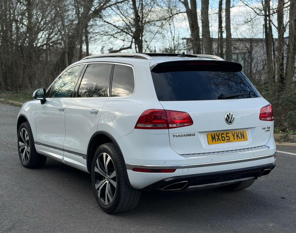 Volkswagen Touareg Suv 3.0 Tdi V6 Bluemotion Tech R-line Tiptronic 4W MX65YKN White #4