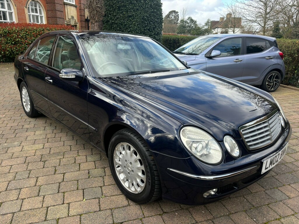 Mercedes-Benz E Class 2.6 E240 Elegance Blue #3
