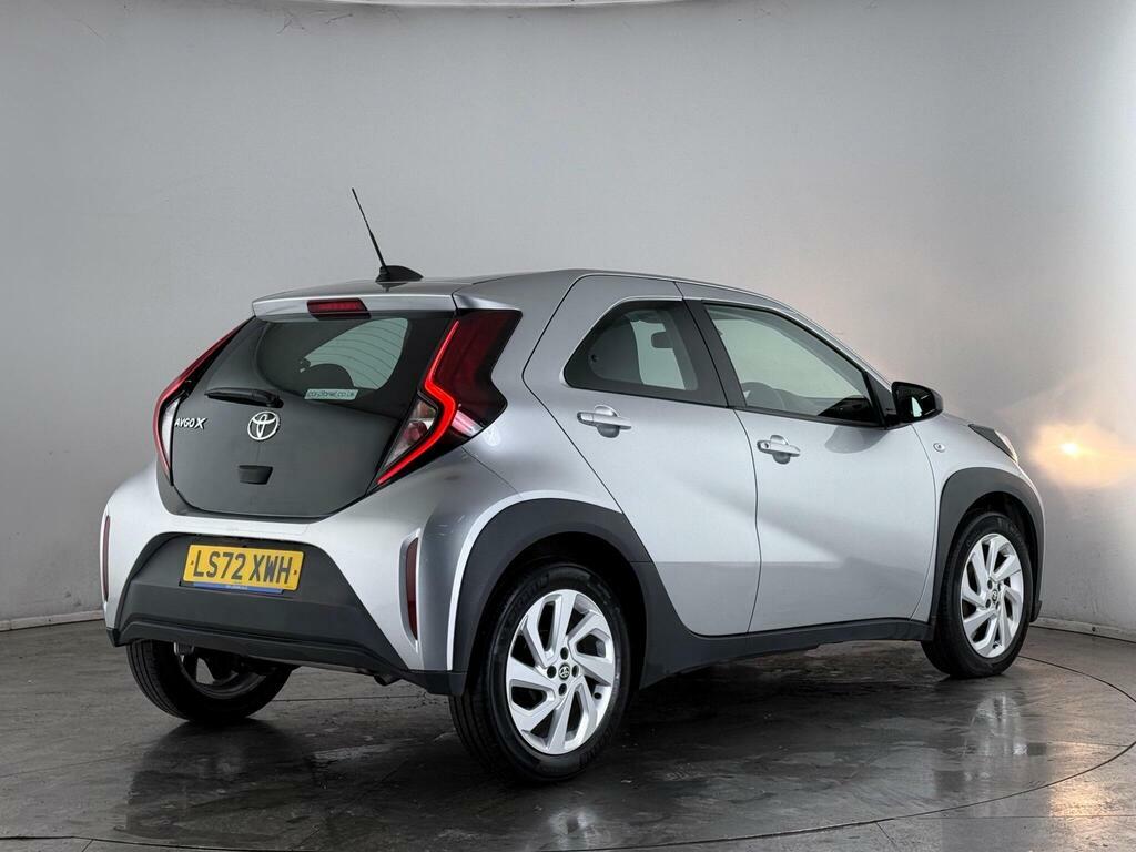 Toyota Aygo X 1.0 Vvt-i Pure Euro 6 Ss LS72XWH Silver #3