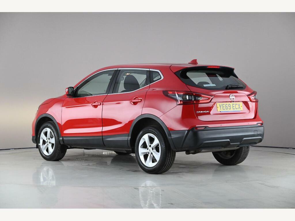 Nissan Qashqai 1.3 Dig-t Acenta Premium Euro 6 Ss YE69ECX Red #4