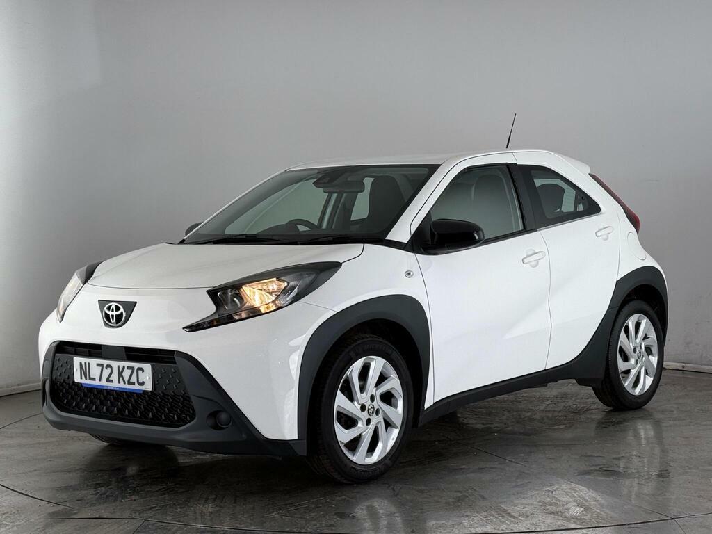 Toyota Aygo X 1.0 Vvt-i Pure Euro 6 Ss NL72KZC White #2