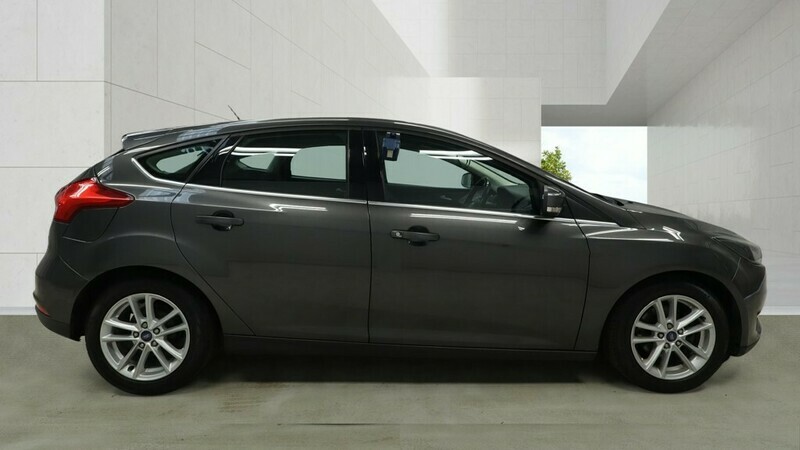Ford Focus Zetec Grey #5