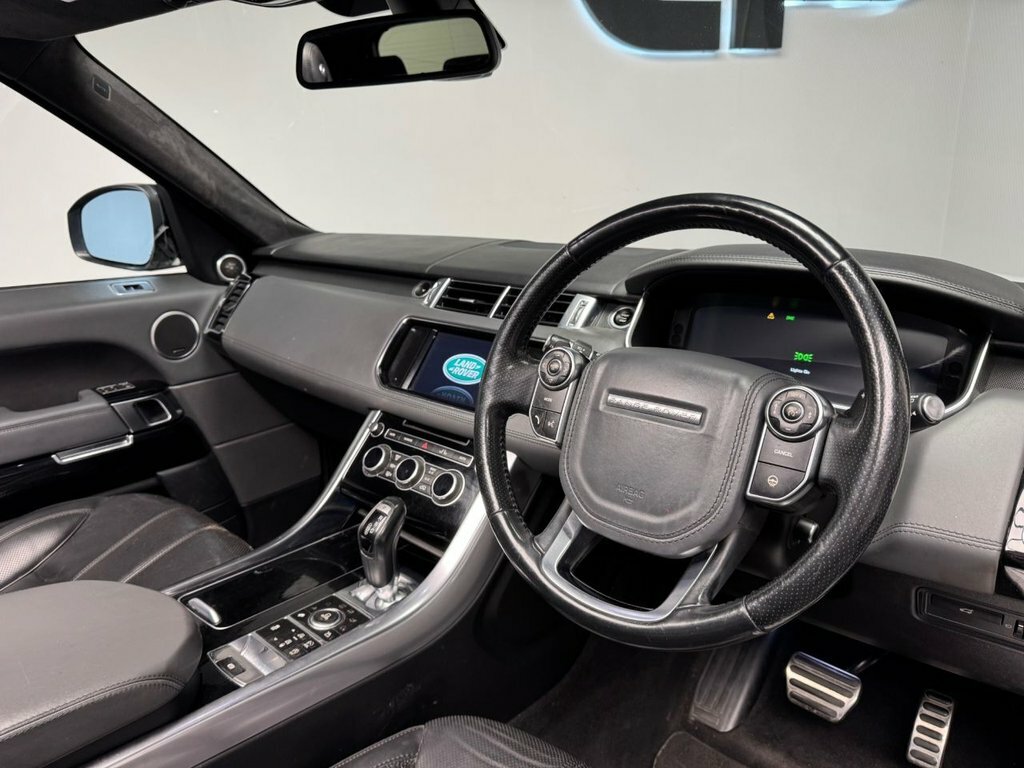 Land Rover Range Rover Sport 3L Dynamic PK15UUG White #3