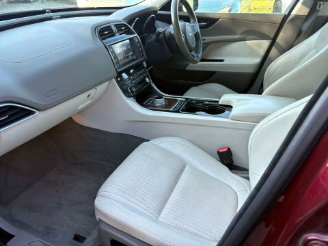 Jaguar XE 2.0 Xe Portfolio SN65XLC #2