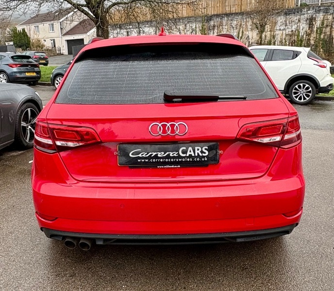 Audi A3 Tfsi Se CV67EDX Red #5
