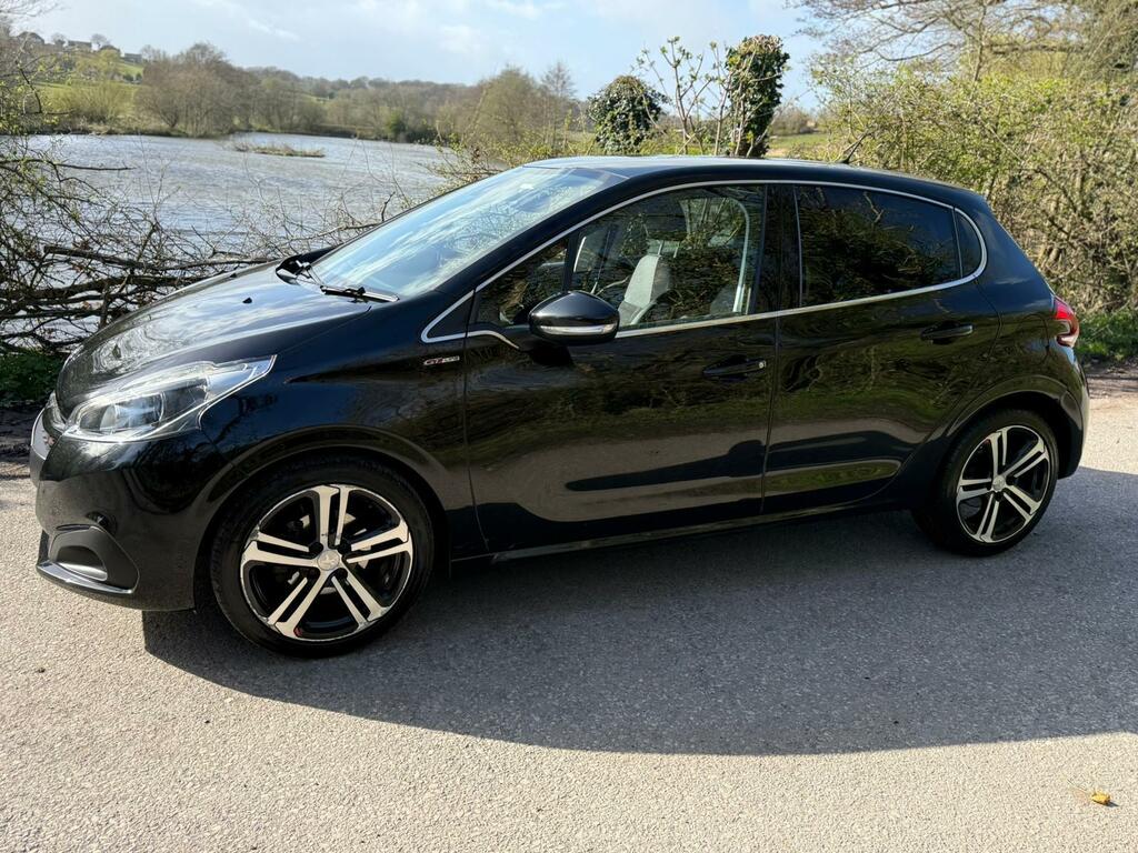 Peugeot 208 1.2 Puretech Gt Line Euro 6 Ss Black