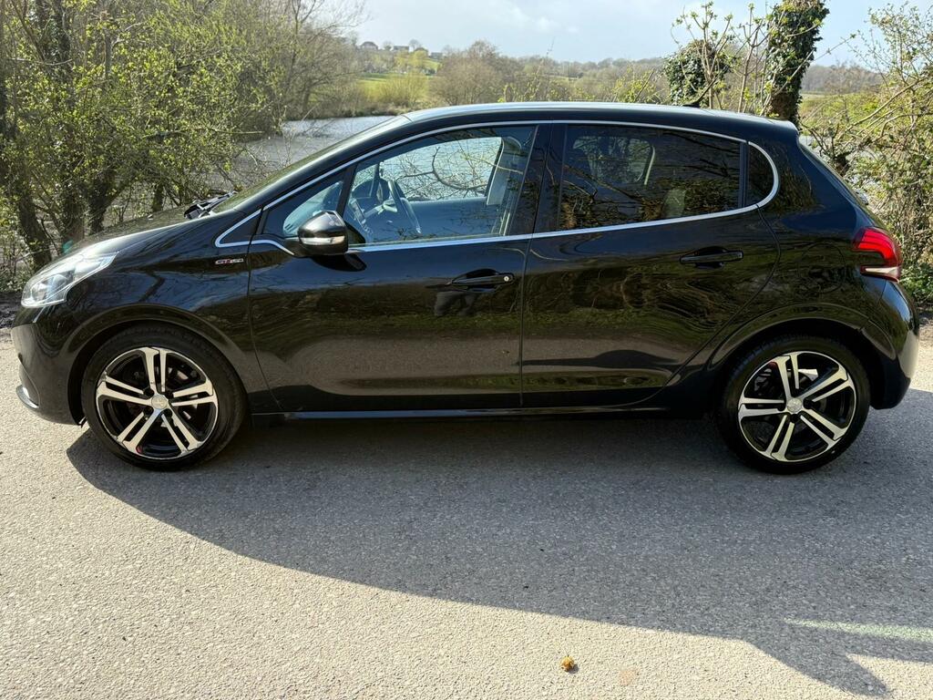 Peugeot 208 1.2 Puretech Gt Line Euro 6 Ss  Black #5