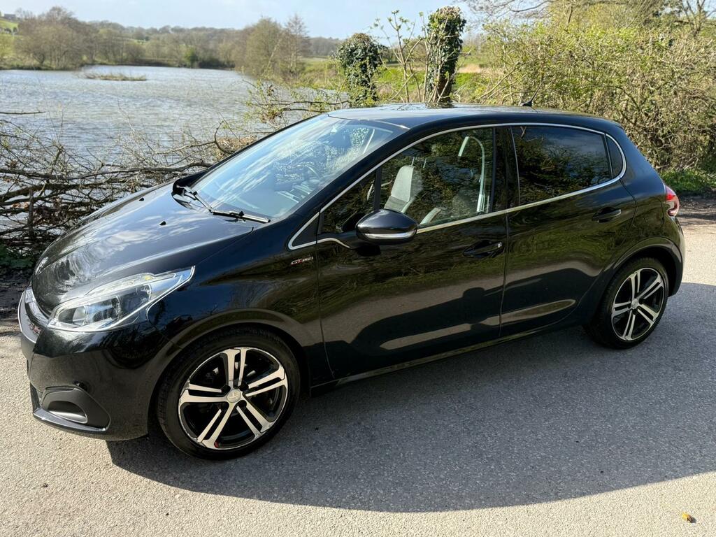 Peugeot 208 1.2 Puretech Gt Line Euro 6 Ss  Black #4