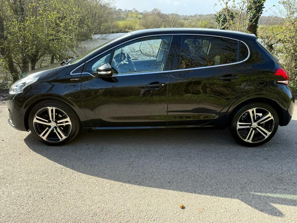 Peugeot 208 1.2 Puretech Gt Line Euro 6 Ss  Black #3