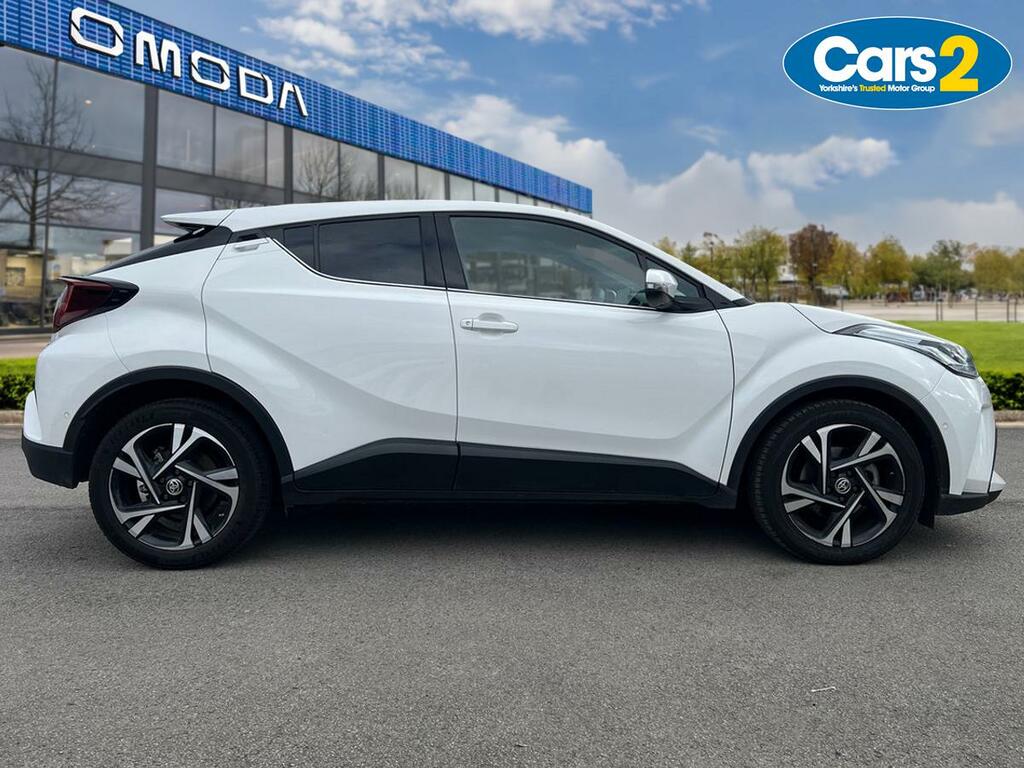 Toyota C-Hr 1.8 Hybrid Design Cvt KF72UWD White #2