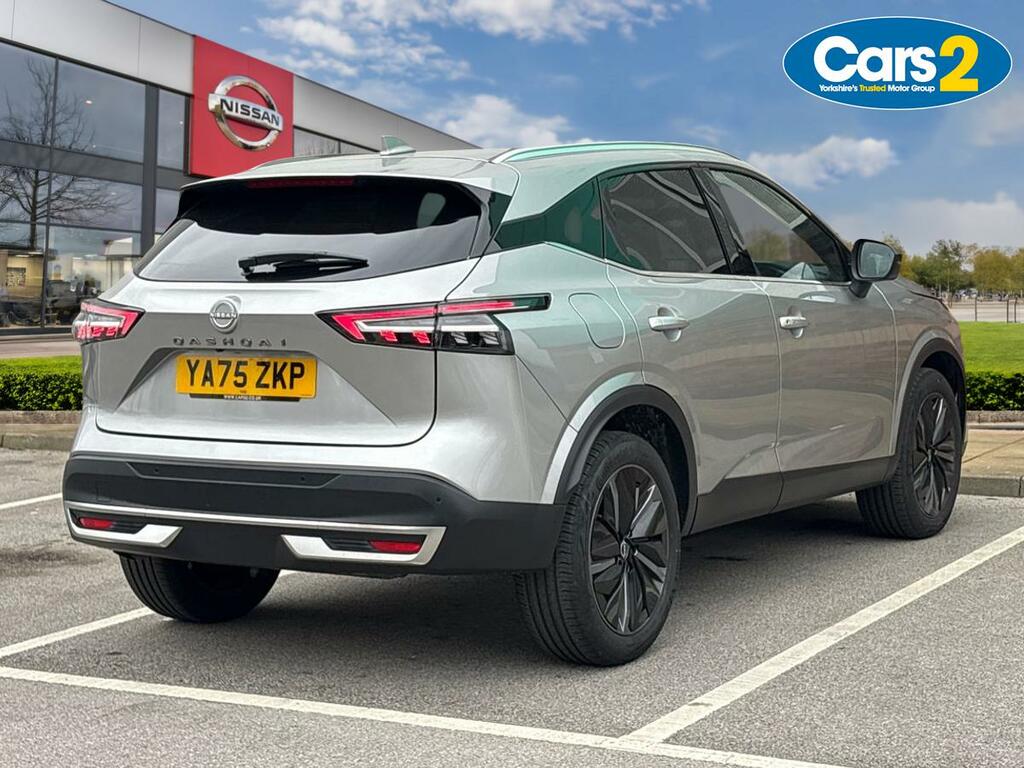 Nissan Qashqai 1.3 Dig-t Mh Tekna YA75ZKP Silver #3