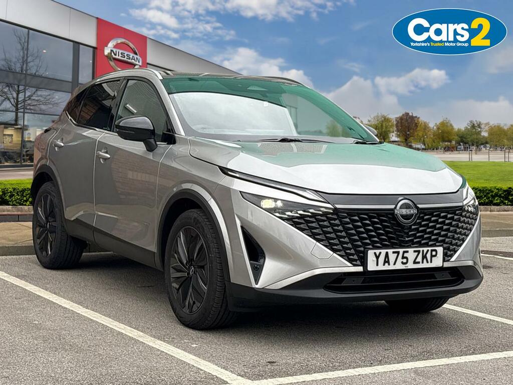Nissan Qashqai 1.3 Dig-t Mh Tekna YA75ZKP Silver