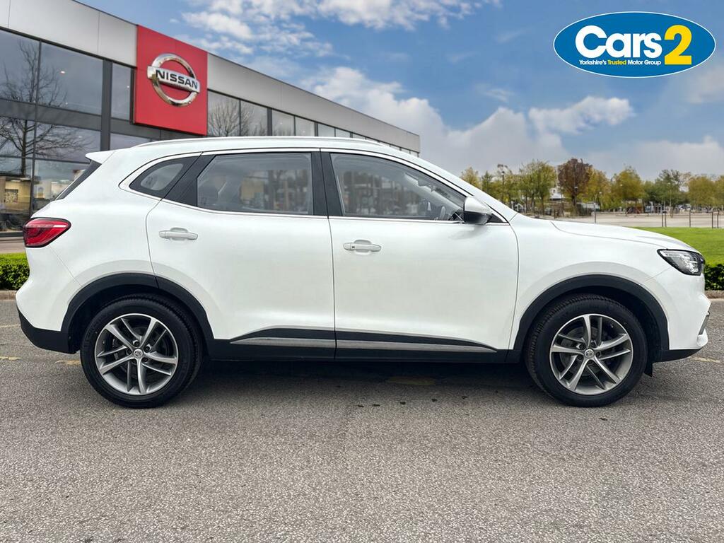 MG HS 1.5 T-gdi Exclusive LA71XKH White #2