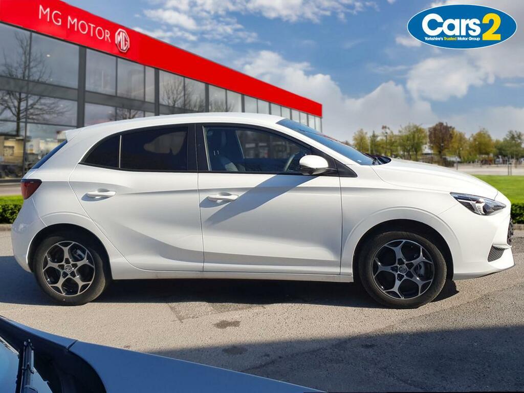 MG MG3 1.5 Hybrid Trophy LE25JGF White #2