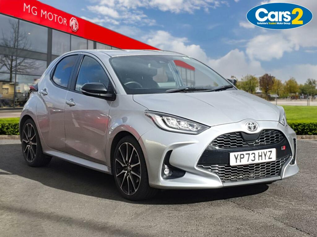 Toyota Yaris 1.5 Hybrid Gr Sport Cvt Silver