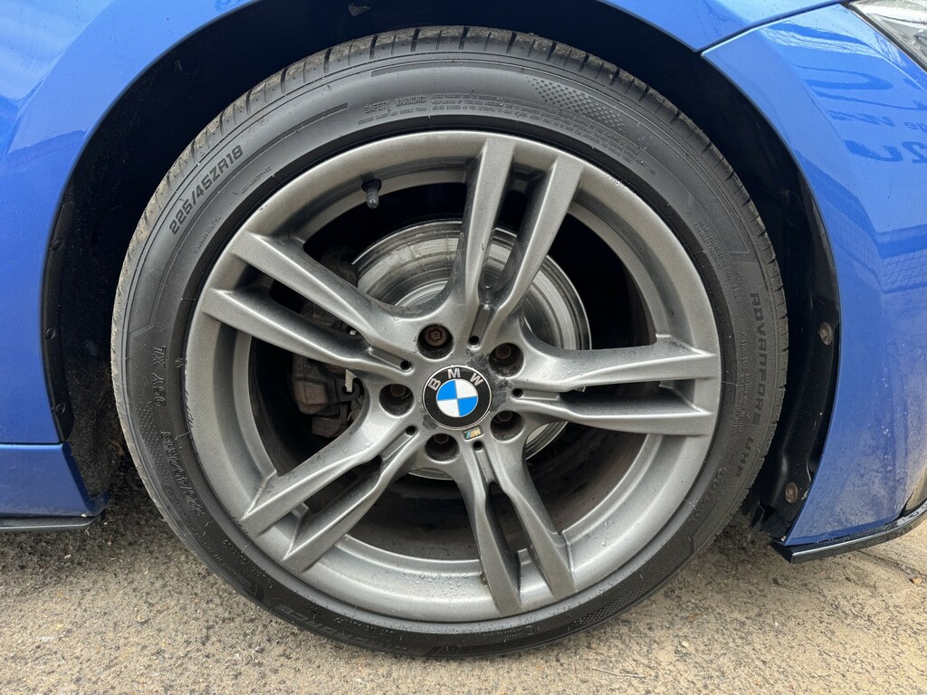 BMW 3 Series Estate 2.0 320D M Sport Touring 2013 YF63KDJ Blue #6