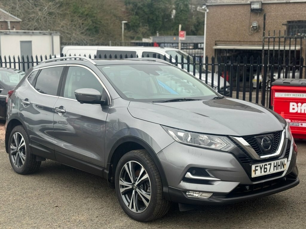 Nissan Qashqai 1.2L N-connecta FY67HHN Grey