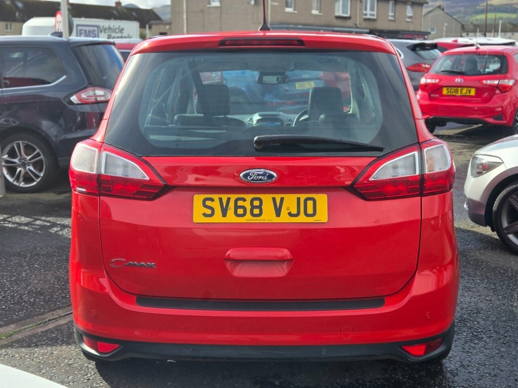 Ford Grand C-Max 1L Titanium X Red #4