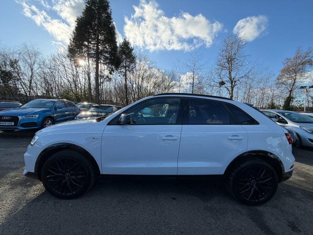 Audi Q3 2L Black Edition WV18UBF White #4