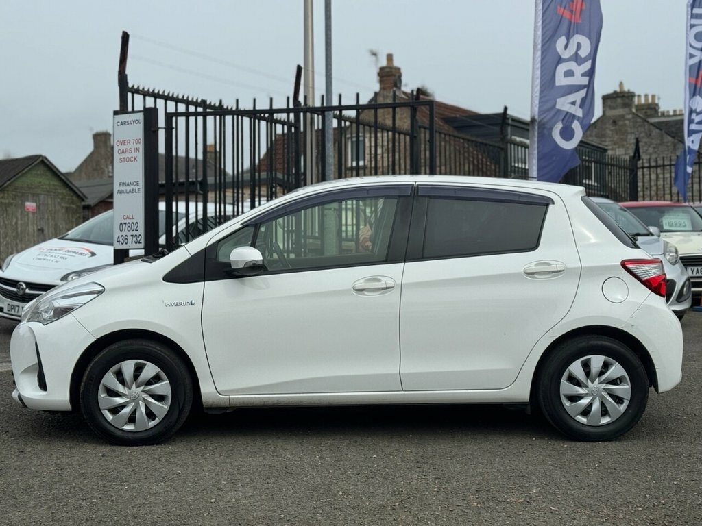 Toyota Yaris Hatchback RJ68ZKM White #4
