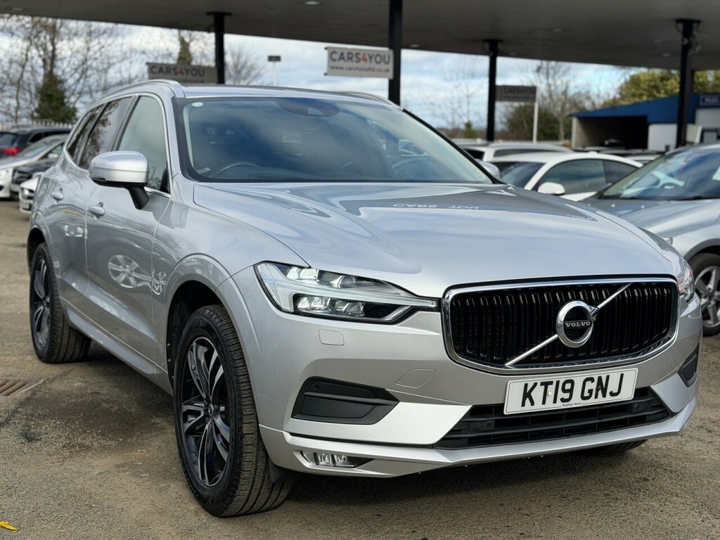 Volvo XC60 2L Momentum Pro Silver