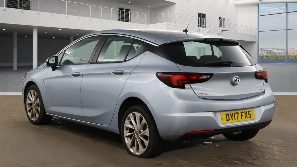 Vauxhall Astra 1L Design DY17FXS Silver #3