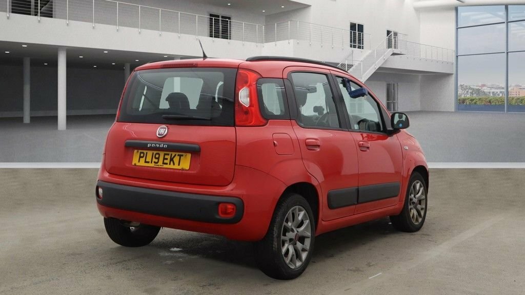 Fiat Panda 1.2L Lounge PL19EKT Red #4