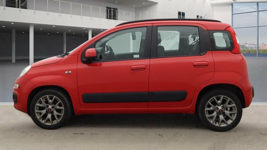 Fiat Panda 1.2L Lounge PL19EKT Red #6