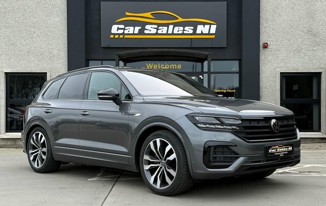 Volkswagen Touareg 3.0 Tdi V6 Black Edition Suv Tiptronic Grey