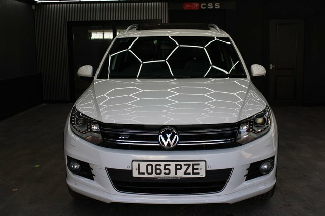 Volkswagen Tiguan 2.0 Tdi Bluemotion Tech R-line Edition Suv Die LO65PZE White #2