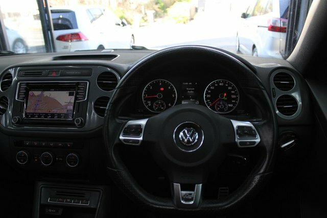 Volkswagen Tiguan 2.0 Tdi Bluemotion Tech R-line Edition Suv Die LO65PZE White #6