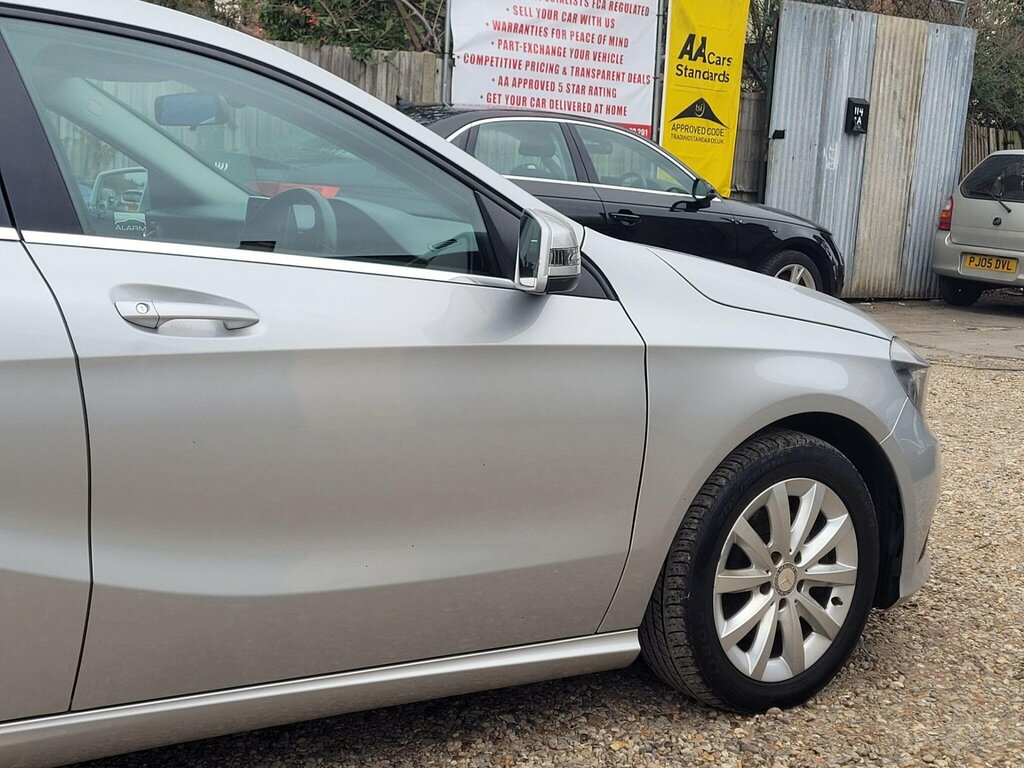 Mercedes-Benz A Class 1.6 A180 Blueefficiency Se 7G-dct Euro 6 Ss LR13LXB Silver #6