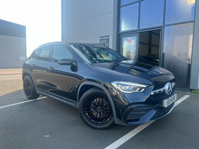 Mercedes-Benz GLA Class Gla200d Amg Line Executive Black