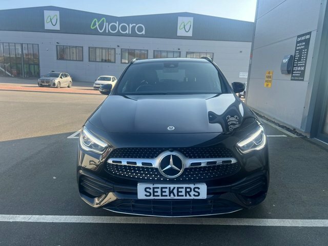 Mercedes-Benz GLA Class Gla200d Amg Line Executive Black #6