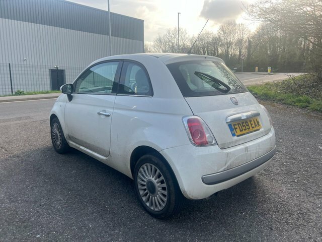 Fiat 500 Lounge Hatchback FD59EAA White #4