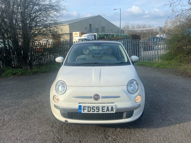 Fiat 500 Lounge Hatchback White