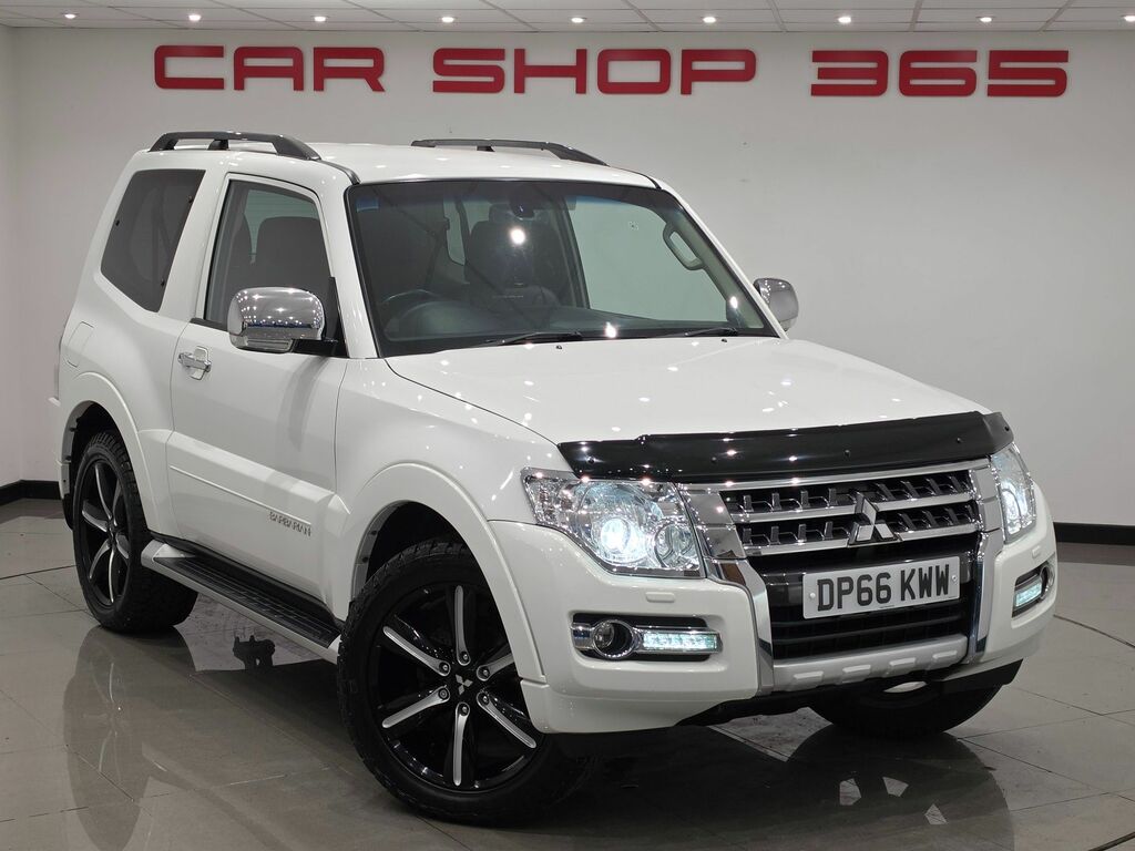 Mitsubishi Shogun Di-dc Barbarian Suv DP66KWW White #3