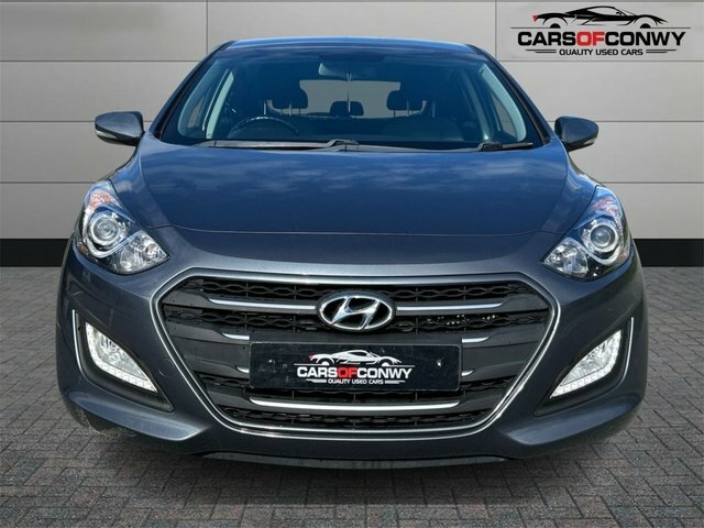 Hyundai I30 1.6 Crdi Blue Drive Se Nav Hatchback Ma FL66HVN Grey #2
