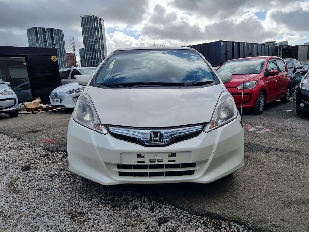 Honda Fit 1.3 Hybrid Low Miles Ulez White #4